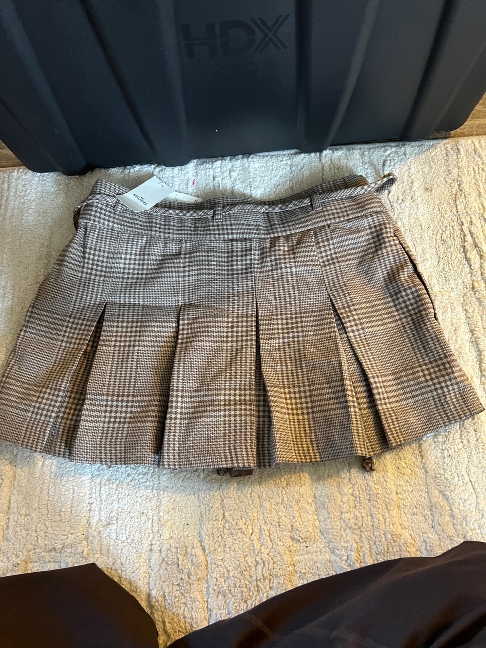 Hollister Brown Plaid Pleated Mini Skirt with Belt Detail - Picture 4 of 4